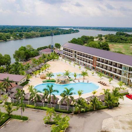 River Palm Hotel And Resort Powered By Cocotel Bugallon Exteriör bild